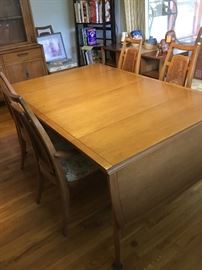 Drexel maple style 6 chairs & table