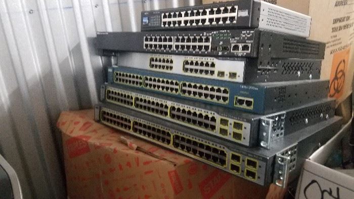 SERVERS FOR CORPORATE OFFICE