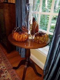 Candlestand table