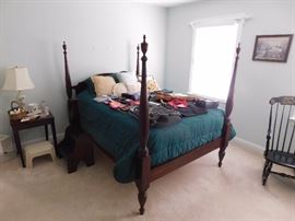 Craftique Four Poster Bed