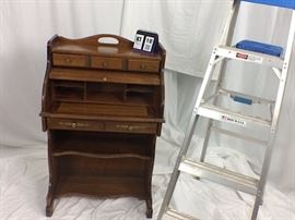Wood roll top desk&nbsp;& 5ft Werner Ladder