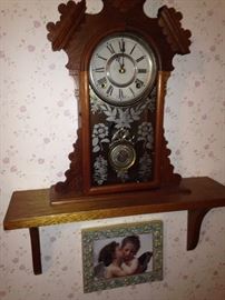 Lovely antique mantel clock