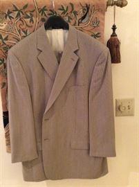 Beautiful mend suit sizes 40-44