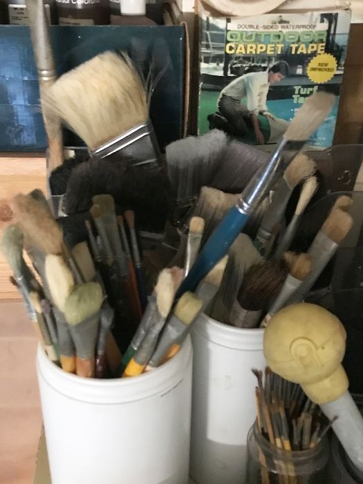 Loads of Paint Brushes!