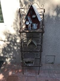 Small bakers rack and birdhouse collection