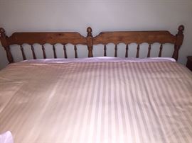 KING BED WITH MATTRESS 