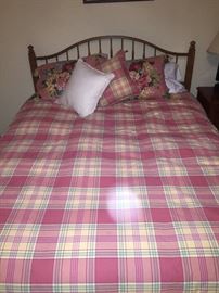 QUEEN BED ( MATTRESS NOT FOR SALE)