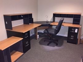 LARGE MULTI PIECE OFFICE DESK 