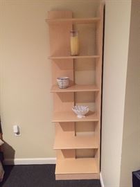 BOOK CASE / CORNER SHELF 