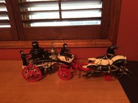 VINTAGE CAST IRON 3 HORSE DRAWN STEAM PUMPER FIRE ENGINE TRUCK