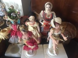 VINTAGE DOLLS 