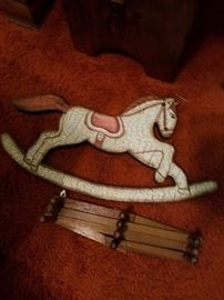 Folk art horse, wall decor, accordian hook rack