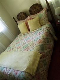 Hand Stitched Quilt, Mediterranean Style Bed