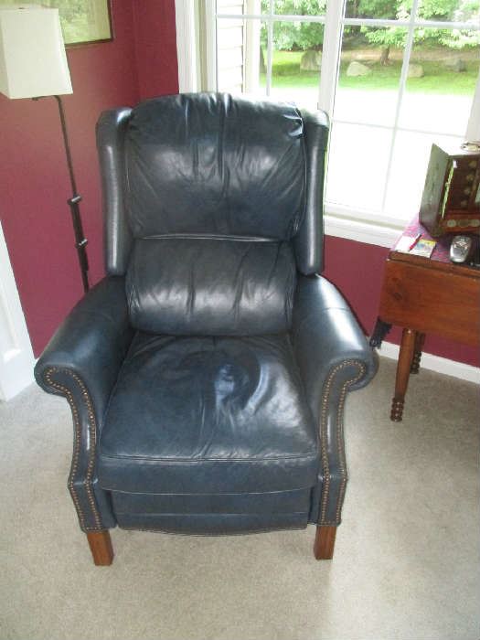 LEATHER BLUE RECLINER