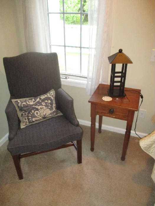 CHAIR AND END TABLE