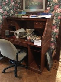 Rolltop desk