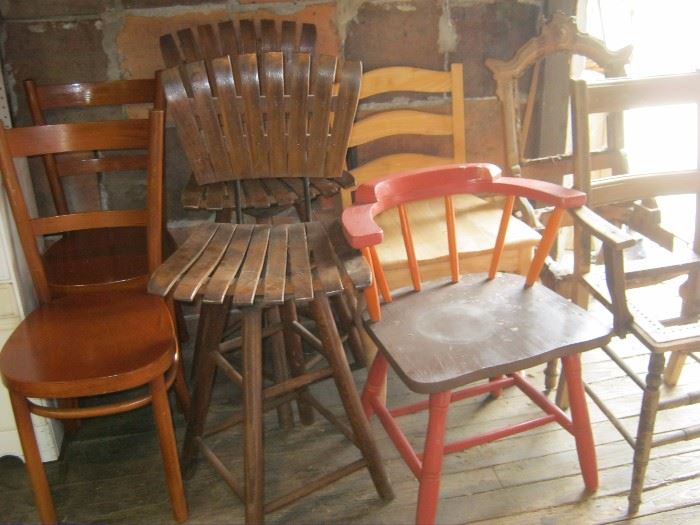Lots of chairs for projects or decor!