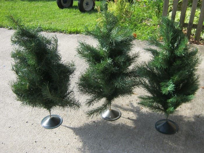 3 foot Christmas trees