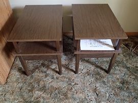 END TABLES WITH SHELF