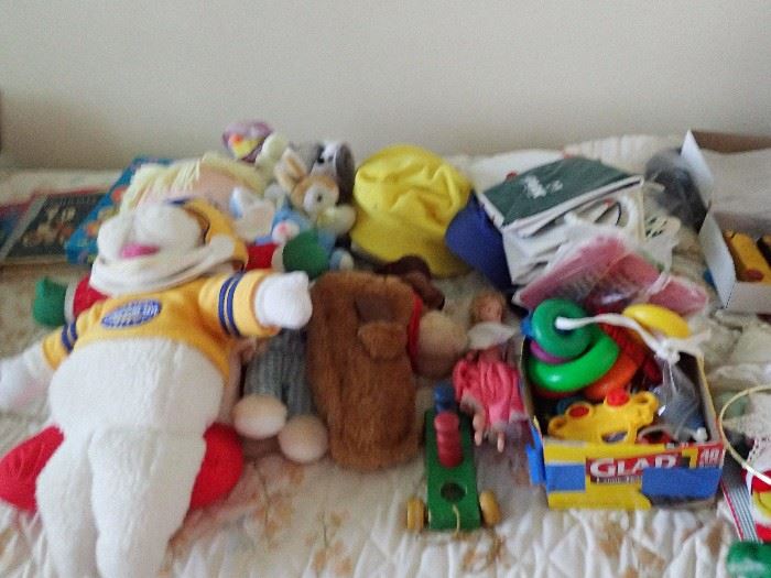 ASSORTED TOYS