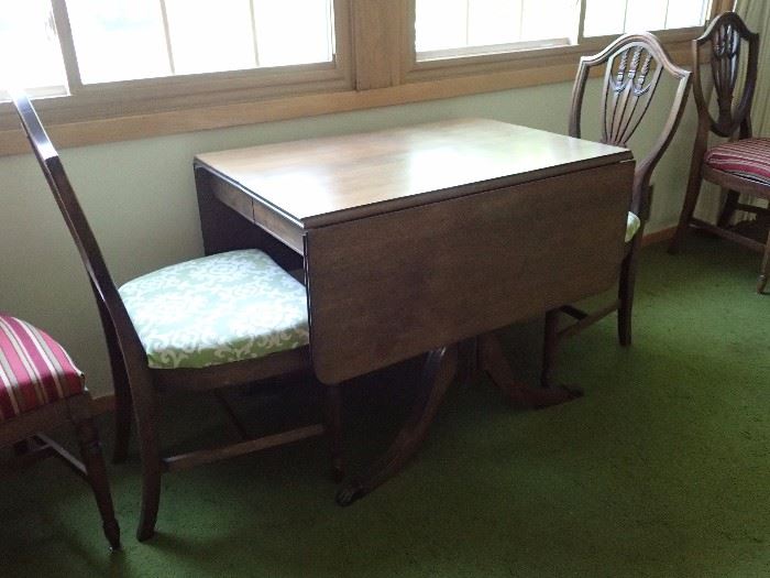DROP LEAF TABLE AND CHAIRS