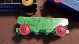 WOOD TRAIN SET