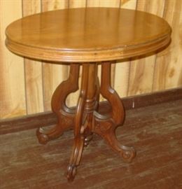 Victorian Walnut Lamp Table