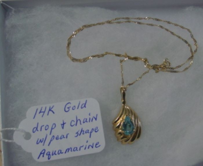 14K Gold Drop & Chain w/Pear Shape Aquamarine