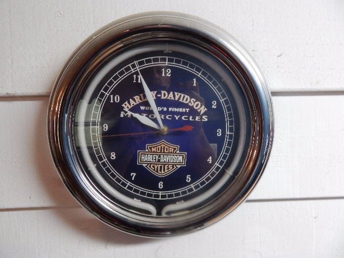 Harley Davidson Neon clock