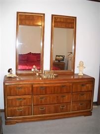 WOOD DRESSER WITH DOUBLE MIRRORS