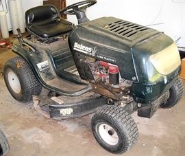 BOLENS LAWN TRACTOR