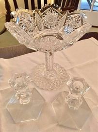 Glass dish tall w candleholders