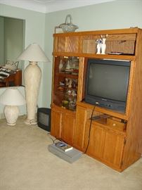 Oak Entertainment Center, Television, DVD Player, Floor Lamps
