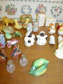 black americana and pre mid 60's salt & peppers