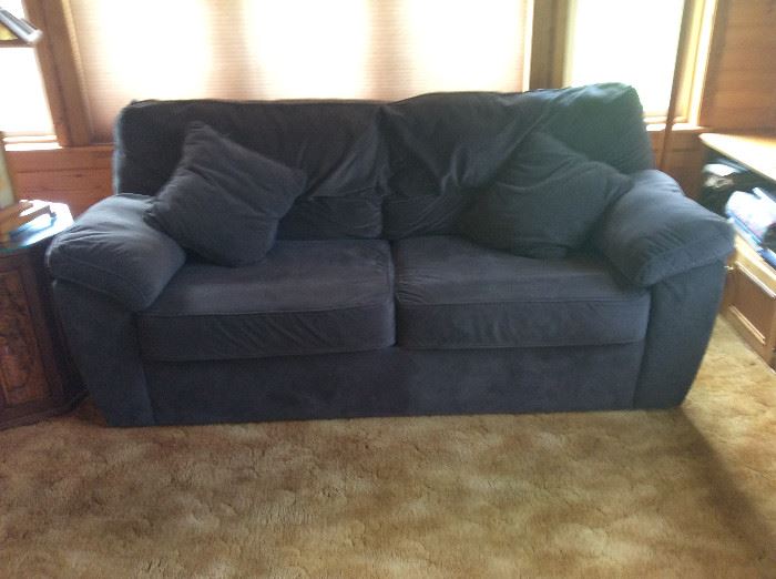 GREAT CONDITION SOFA /HIDE A BED