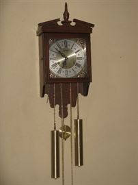 Linden Key Wind 31 day wall clock