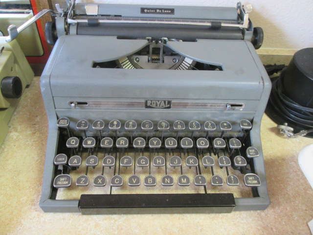 Vintage "Royal" Typewriter