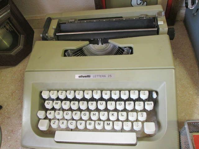 "Olivetti Vintage Typewriter, 1970's