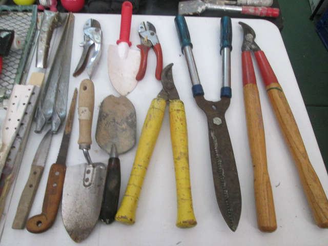 Hand Tools and Garden Supplies