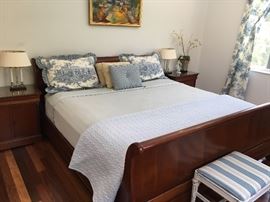 Sleigh Bed