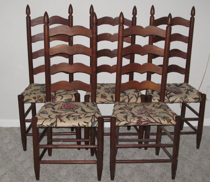 Set of 5 Woody Chairs