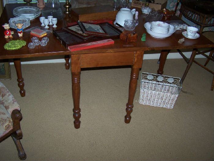 TURNED LEGS OF CHERRY TABLE
