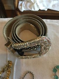 like new bb simon bling belt-