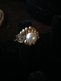 14k gold and pearl earrings