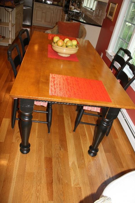 Gorgeous Handmade Tiger Maple Country Kitchen Table with four chairs.