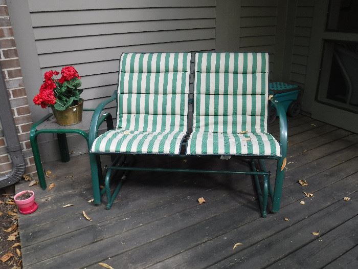Patio Metal Framed 2 person Glider Rocking Chair
