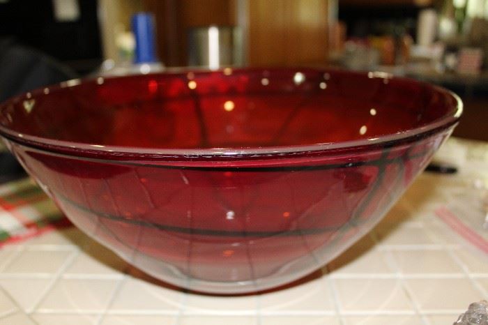 kitchen red bowl