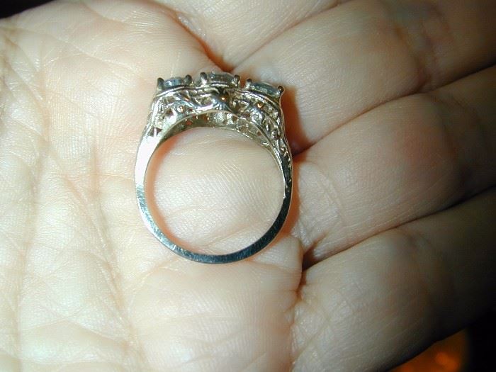 White Gold Filigree Aquamarine Ring