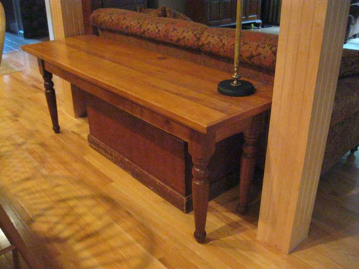 American maple/cherry country style Sheraton serving table (2' x 8')