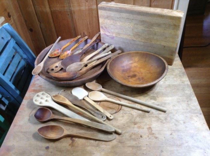 Wood bread bowls cutting board and mixing spoons